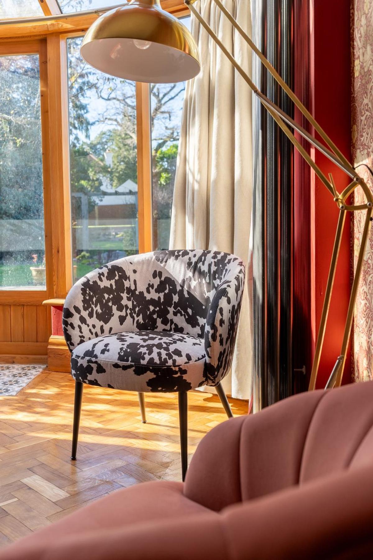 Luxury Period 7 Bed Mansion Near Warner Bros Apartment Watford (Hertfordshire)