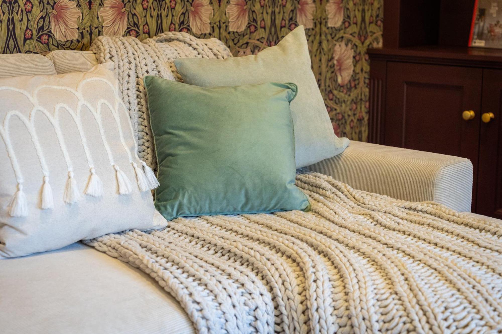 Luxury Period 7 Bed Mansion Near Warner Bros * Watford (Hertfordshire)