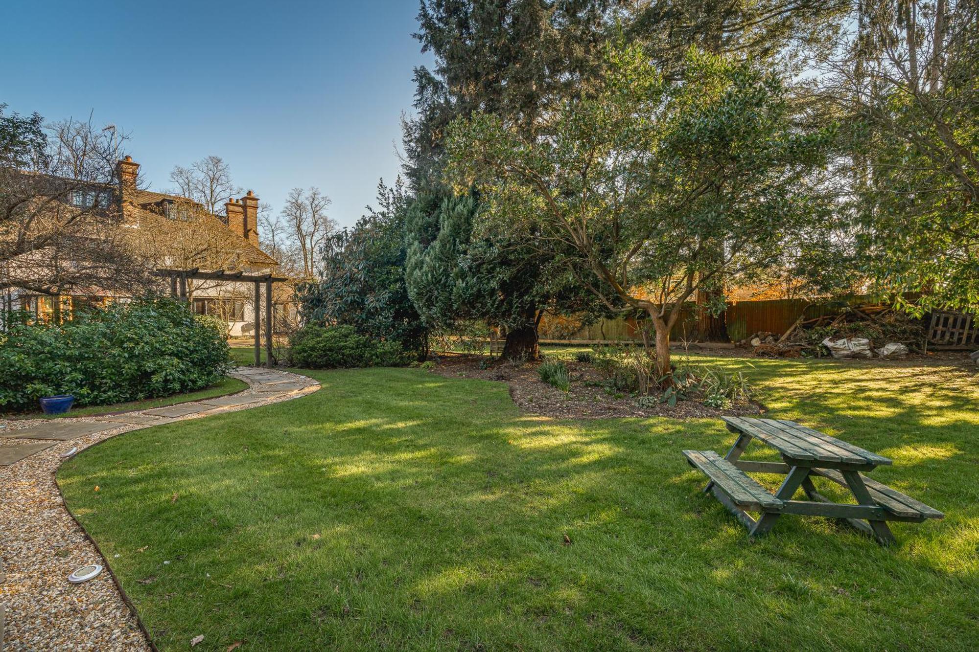 Apartment Luxury Period 7 Bed Mansion Near Warner Bros *
